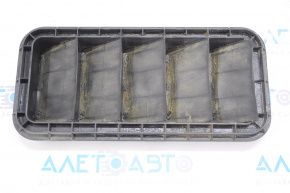 Right air vent shield for Toyota Prius V 12-17