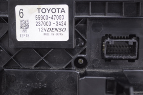 Climate control Toyota Prius V 12-17
