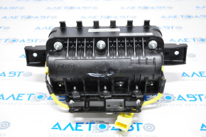 Kia Optima 11-16 passenger airbag in the dashboard