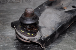 Lower front left arm Nissan Rogue 14-20 torn silent block and boot