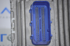 Block ECU engine computer Chrysler 200 15-17 2.4 dent