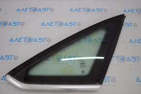 Rear right window with fixed glass for Ford Focus mk3 11-18 4d with chrome molding