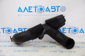 Air duct for manifold Kia Optima 11-16 hybrid