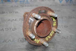 Rear right hub Chrysler 300 11-14