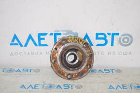 Front left hub for Dodge Dart 13-16