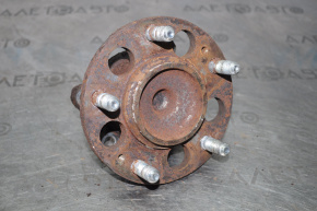 Rear left hub Kia Soul 14-19 rusty