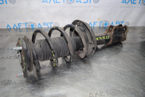 Shock absorber strut assembly front left Kia Soul 14-19