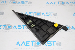 Molding inner triangle right Kia Sorento 10-15