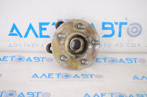 Front right hub for Toyota Prius 50 16-22