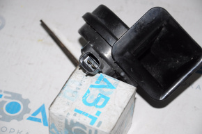 Hyundai Sonata 11-15 left horn low