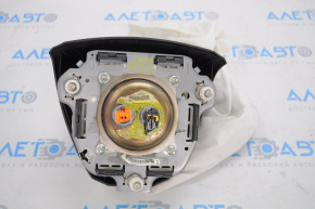 Airbag in the steering wheel of the driver's Toyota Camry v55 15-17 USA shot