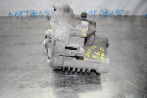 Front gearbox transfer case Chrysler 300 11-23 3.6 104k cracked groove under the guide