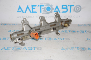 Fuel rail for Audi A4 B8 08-16 2.0T with sensor