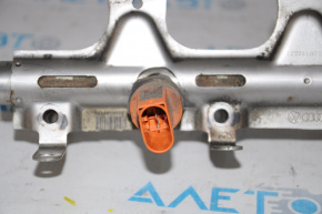 Fuel rail for Audi A4 B8 08-16 2.0T with sensor