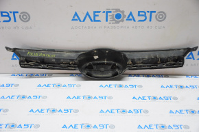 Radiator grill grill Ford Focus mk3 11-14 prerest usa with emblem mat, non-factory hole