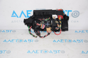Audi A4 B8 08-12 underhood fuse box