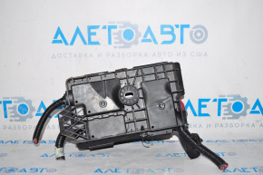 Chevrolet Volt 11-15 underhood fuse box with cover