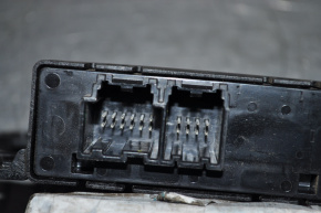 PARK ASSIST CONTROL Chevrolet Volt 11-15 breakage of the fastener