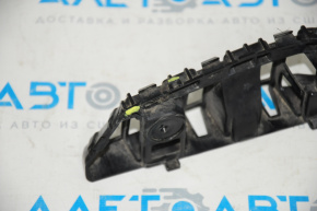 Front bumper mount right VW Tiguan 12-18 rest two latches broken