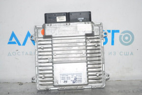 Block ECU engine computer Hyundai Santa FE Sport 13-18