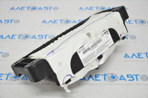 The passenger airbag in the dashboard of the Infiniti QX30 2017-2019