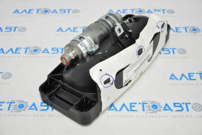 The passenger airbag in the dashboard of the Infiniti QX30 2017-2019