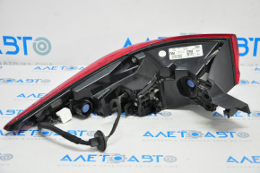 Infiniti QX30 17-19 right outer fender light