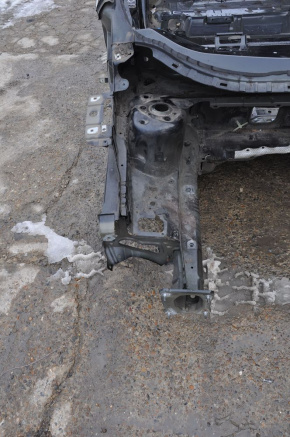 Front right quarter Ford Escape MK3 13-14 pre-rest, black on the body