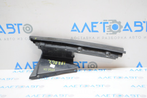 Left wing-hood seal Ford Edge 16-24 edge is broken