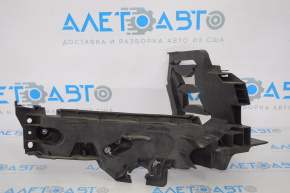 Fastening of the eyepiece of the headlight right front Audi Q5 8R 09-17