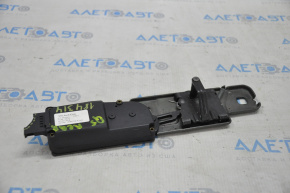 Audi Q5 8R 09-17 tailgate closer chip breakage