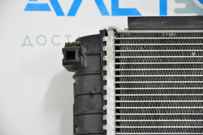 Radiator cooling water VW Tiguan 18-24 broken fastener, bent, cans opened, bottom dented