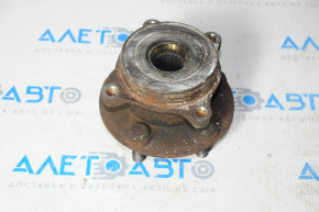 Front left hub Lexus CT200h 11-17