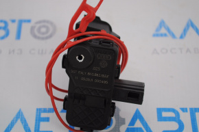 Fuel filler door lock for the Audi Q5 8R 09-17