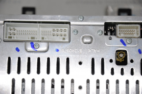 Radio tape recorder Hyundai Sonata 15-17 average display, chrome on controls is useful