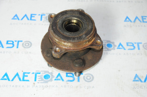 Front right hub for Lexus CT200h 11-17