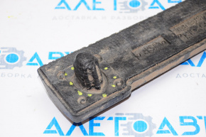 Nissan Rogue 14-15 rear bumper absorber type 1, broken fasteners