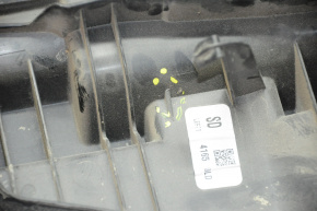 Left radiator deflector Toyota Camry v55 15-17 usa broken fastener