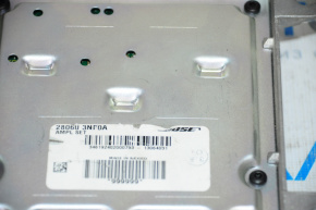 Nissan Leaf 11-17 BOSE Audio Amplifier