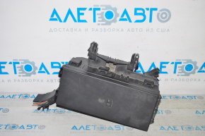 Ford Explorer 11-15 Underhood Fuse Box
