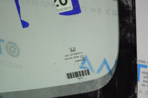 Windshield Honda Accord 13-15 sand, chip, air in corners