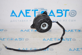 Cooling fan motor right Toyota Prius V 12-17 chip broken