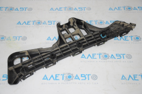 Right rear bumper mount for Toyota Prius V 12-17