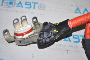 Wire inverter-compressor Toyota Prius V 12-17 chip housing cracked