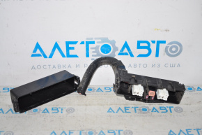 Relay block left Nissan Pathfinder 13-16
