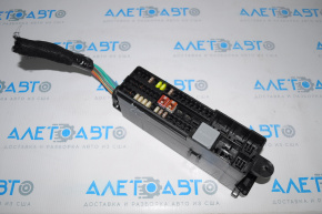 Ford Escape MK3 Trunk Fuse Box 13-