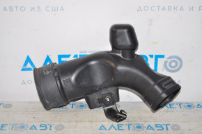 Honda CRV 12-14 2.4 liter air duct with rubber seal