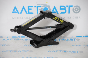 Jack VW Jetta 19-24