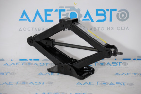 Jack VW Jetta 19-24
