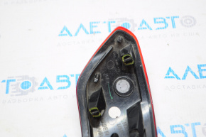Reflector left Porsche Cayenne 958 11-14 broken fastener